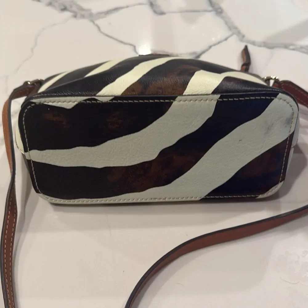 Dooney & Bourke dooney bourke